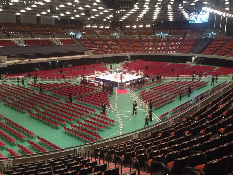 ����z�[��