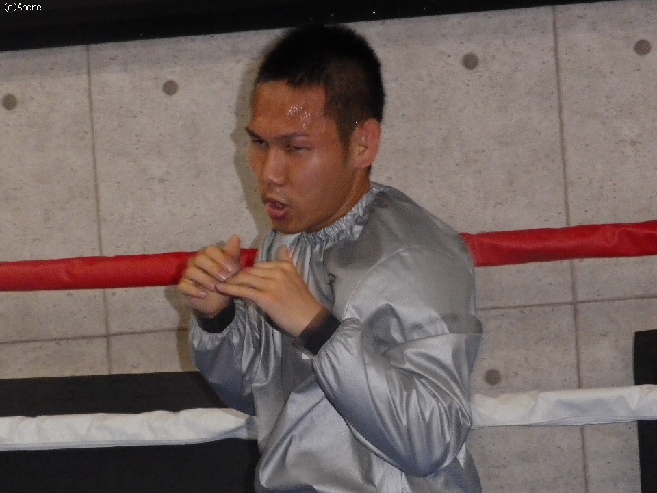 高山勝成(30=仲里)