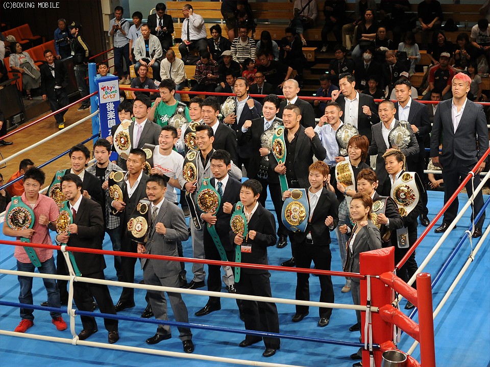 ����҂��W��