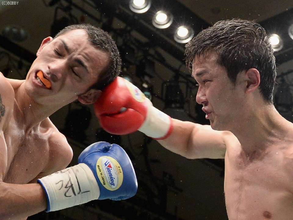 ���{���C�g�t���C���^�C�g����