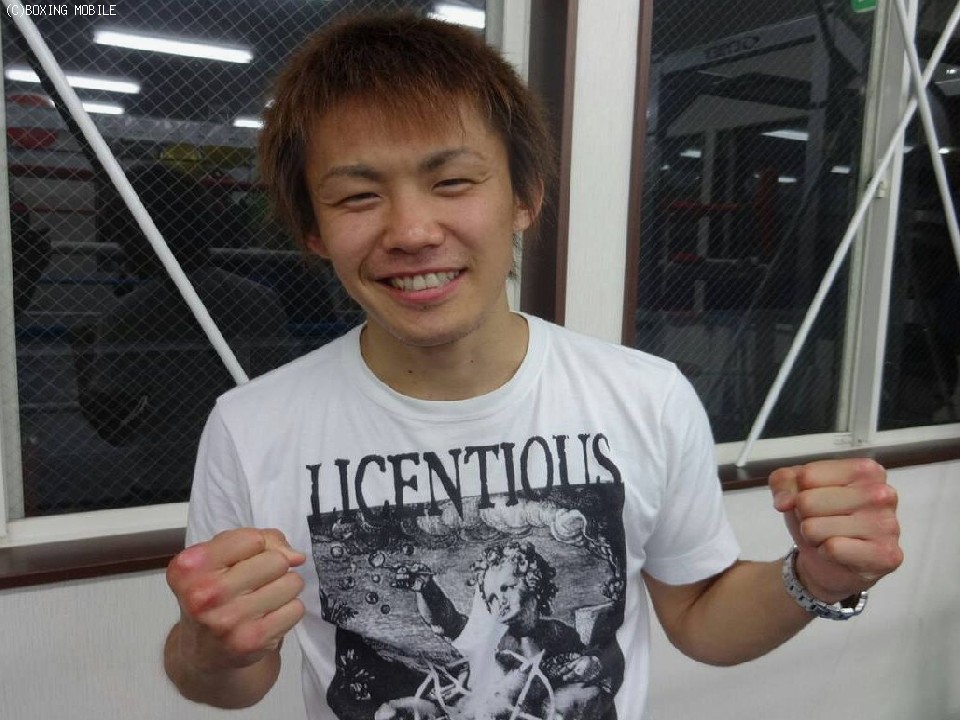 �ŋ����҂ɒ��ތË�