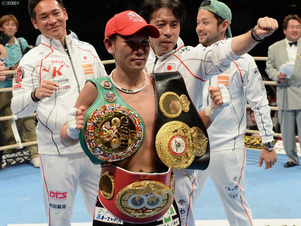 ���R����