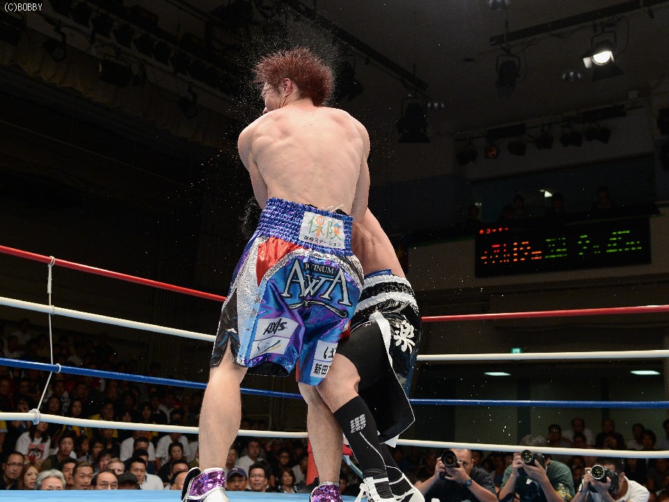 �Ռ��̌���