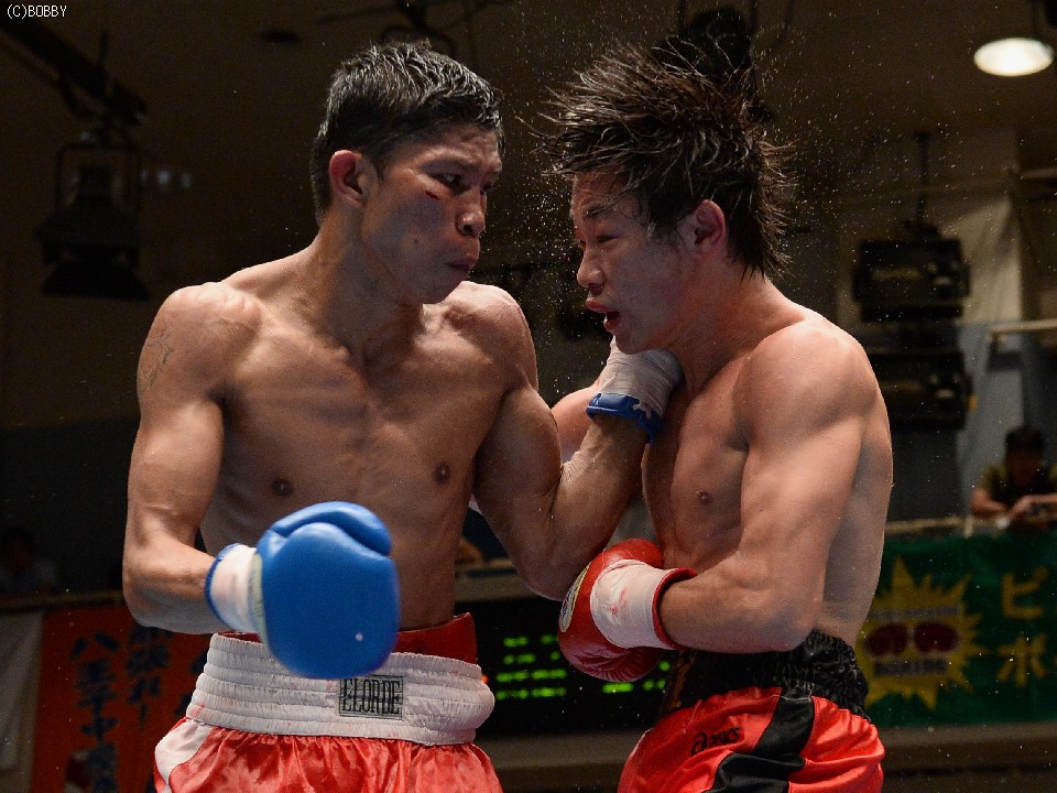 �䍑���҃��E�����e�ɋ��菟�������