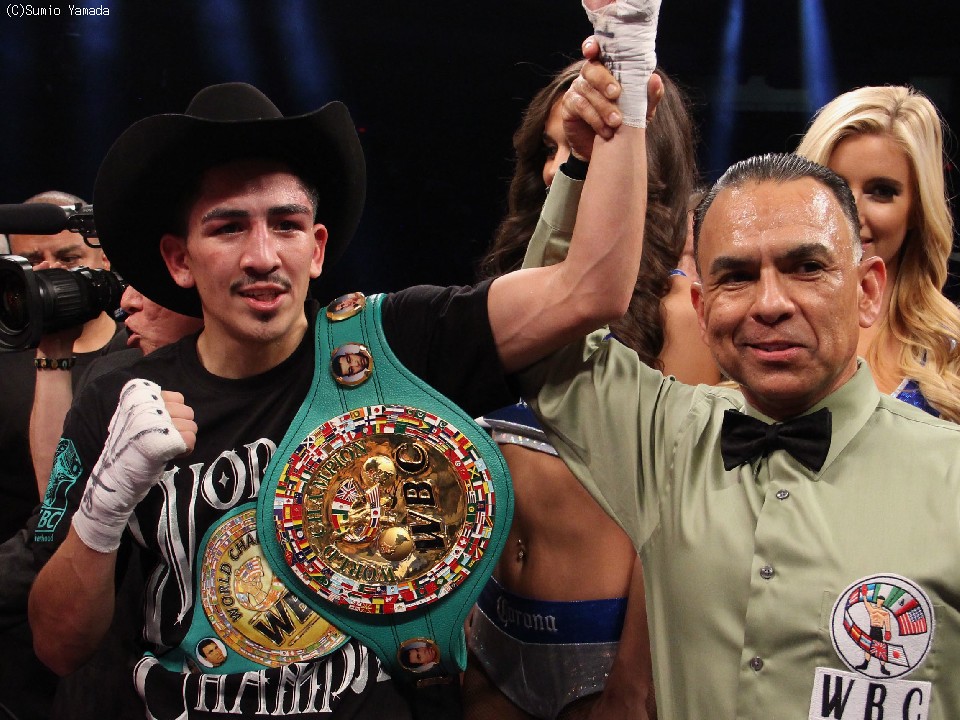 �T���^�E�N���X�̑���� ������