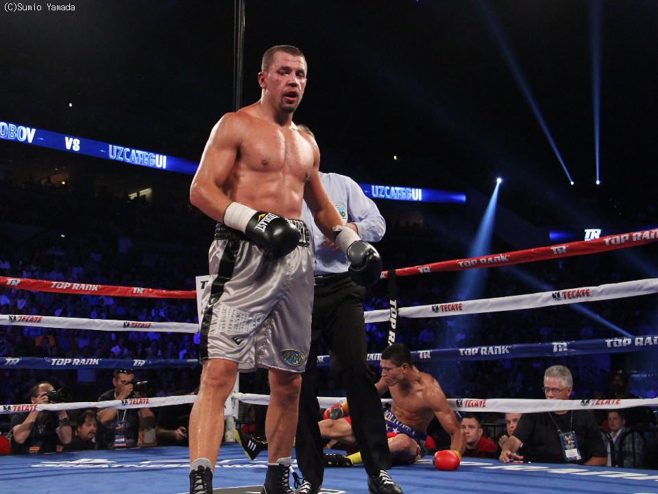 M������������11/22