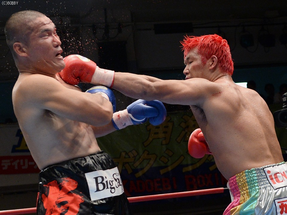 ���{�w�r�[���ŋ��͒N��