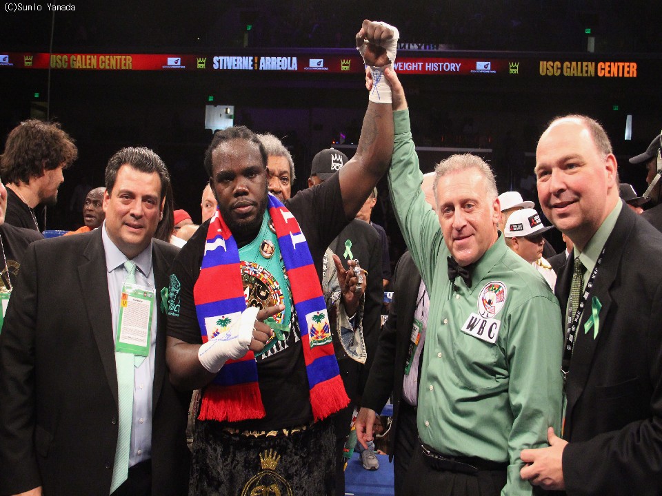 �X�e�B�o�[��VS���C���_�[ ����