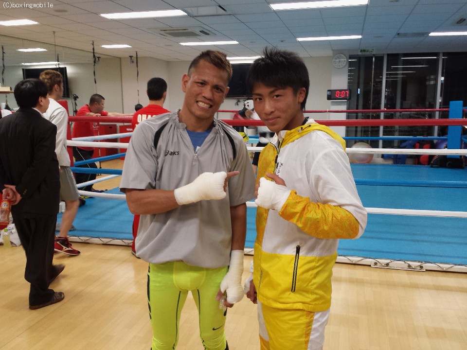 �r�b�O�C�x���g�Ɍ����n��