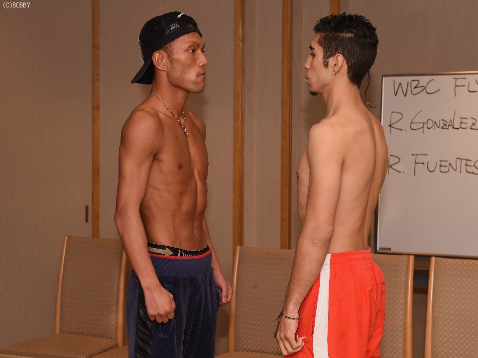 赤穂、余裕のフェイスオフ