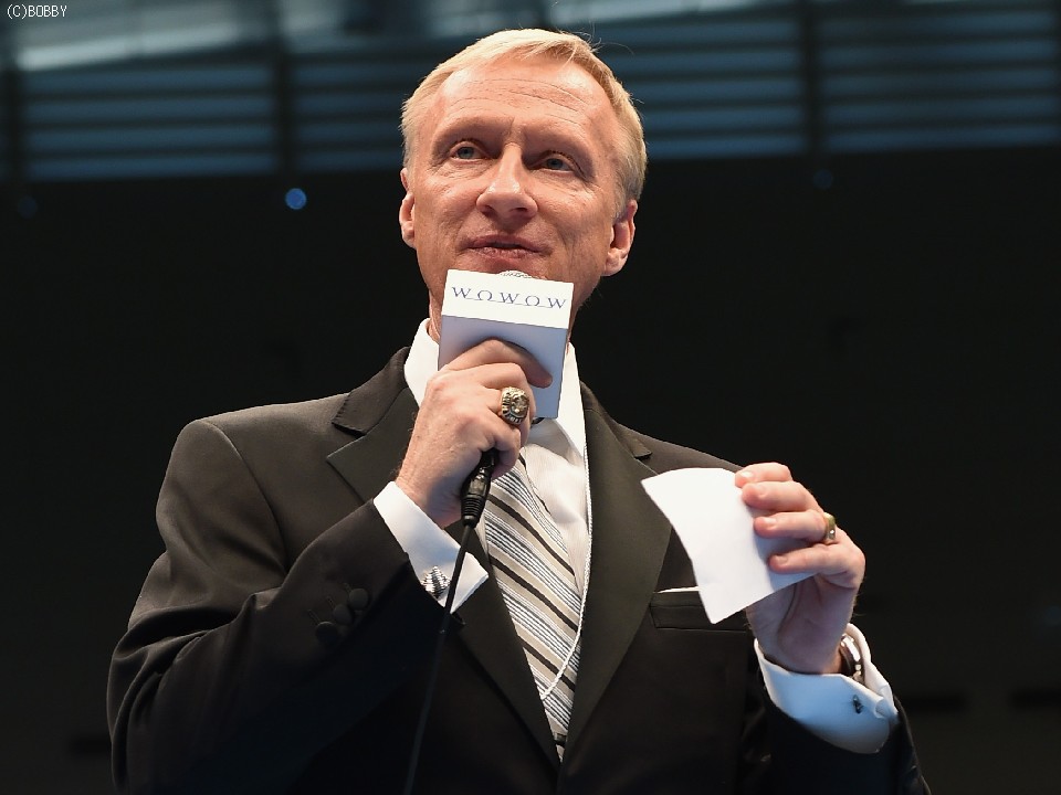 ���l�� It's show time!