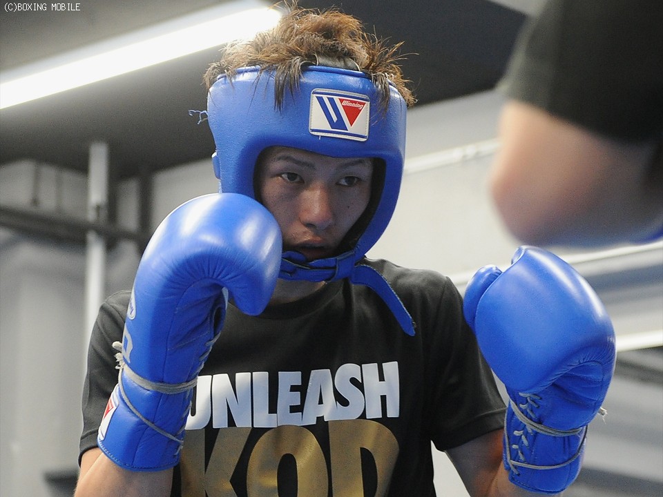 �c���A����12���E���h