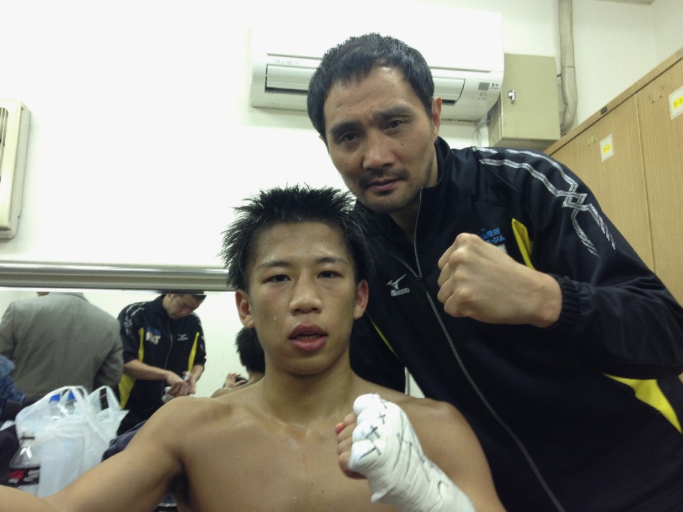 �|���������!