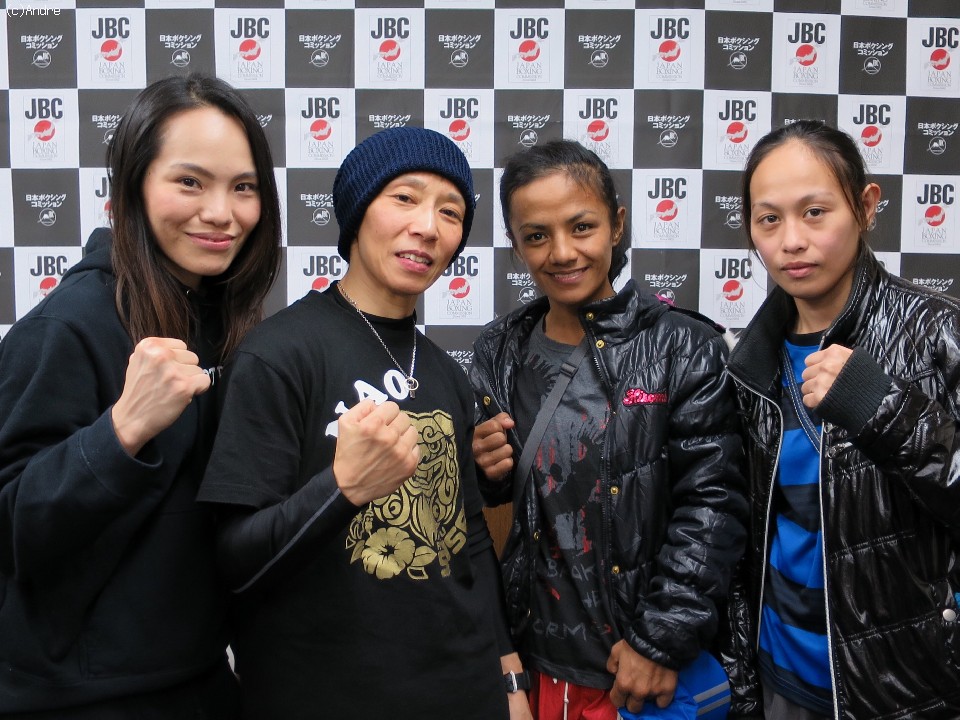 28���̓_�u�����q���E