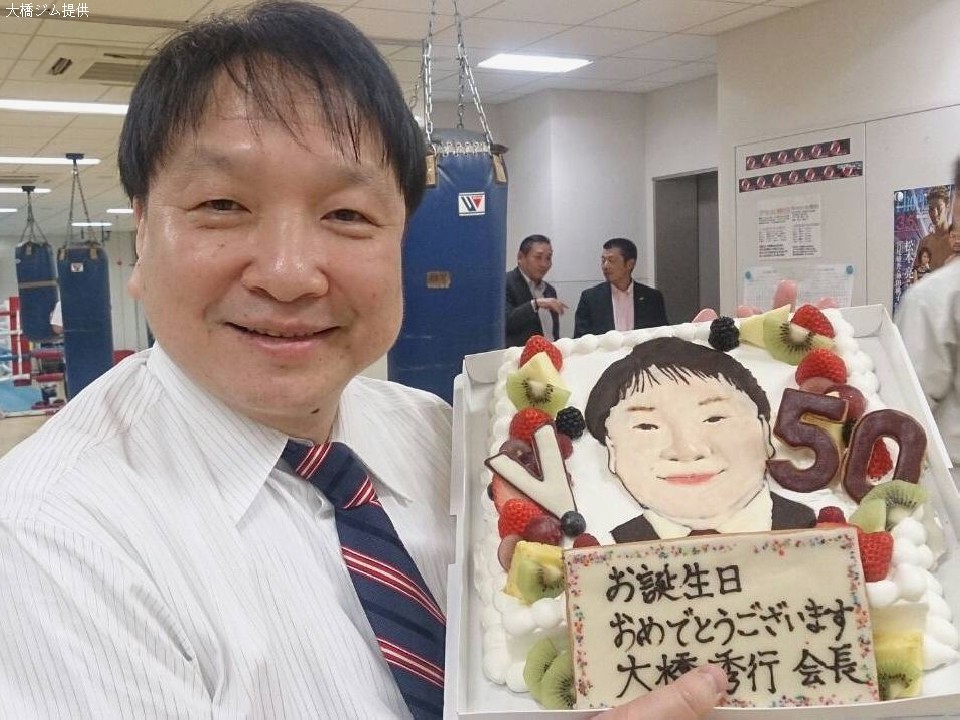 ����G�����P�[�L����