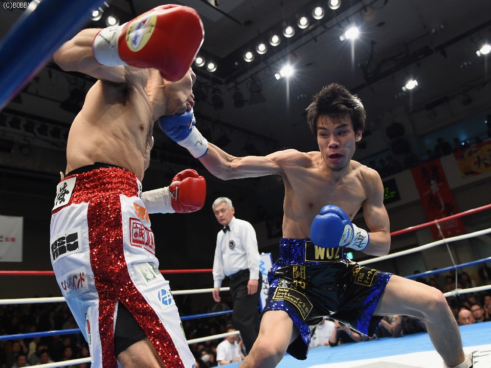 �Ռ��͓ˑR�ɁB