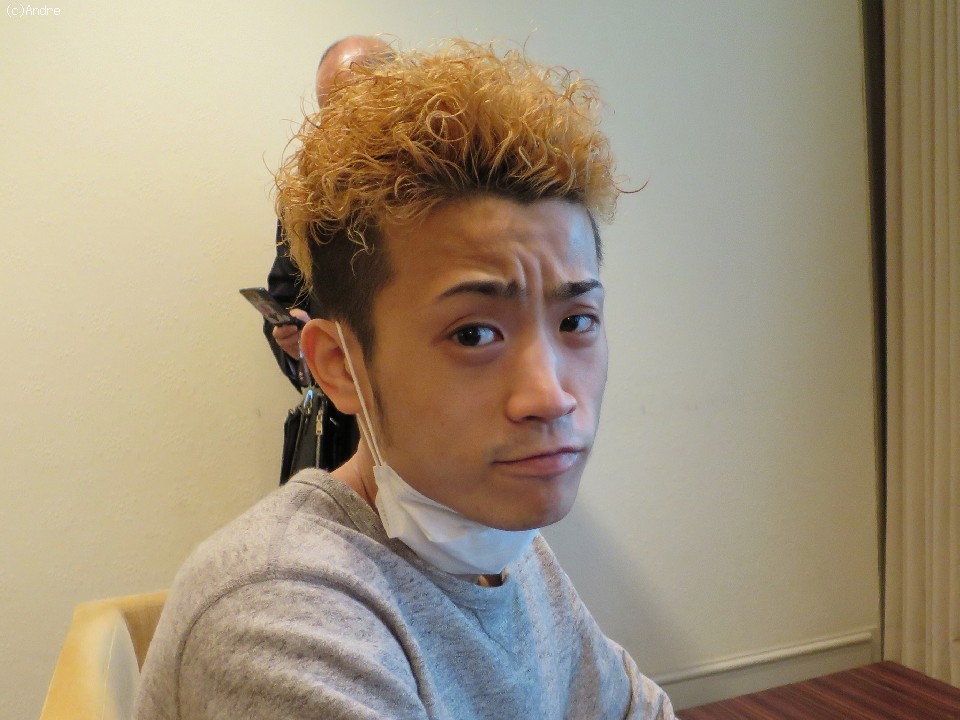 いよいよデビュー戦