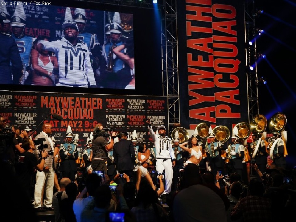 ���C�E�F�U�[���X�e�[�W��