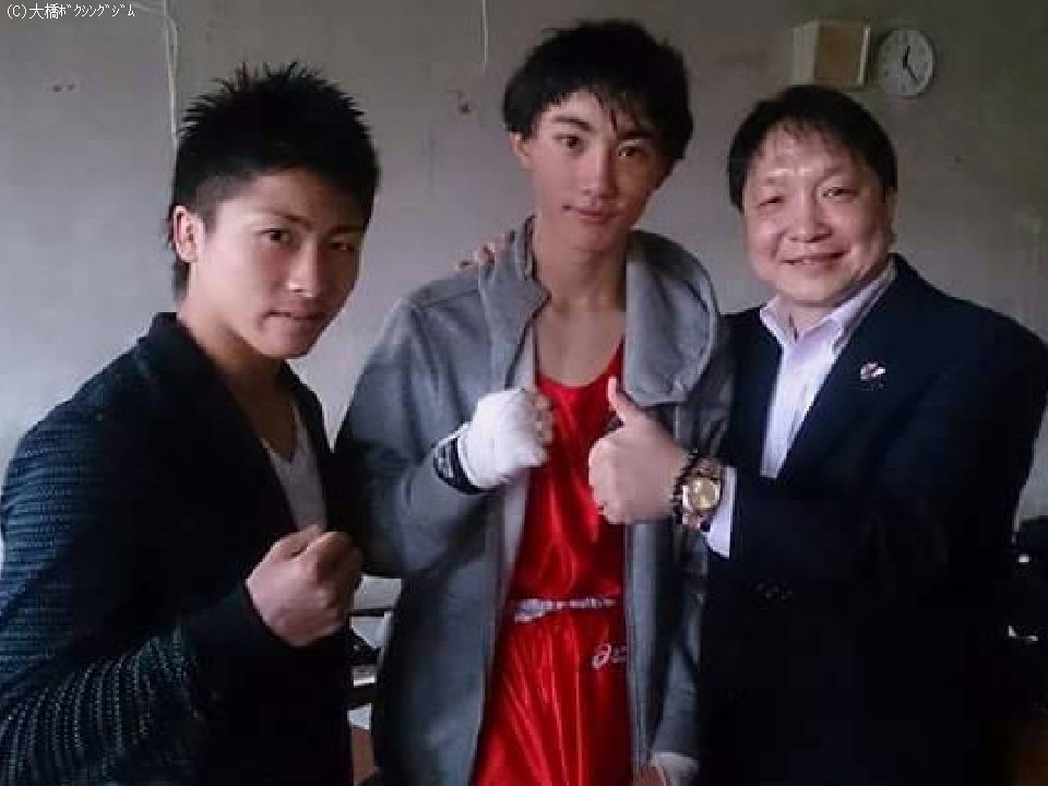 ����̈�㏮��A�勴�G�s���