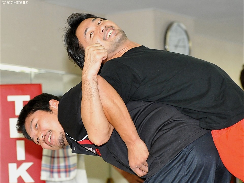 �R���ƎO�Y�͉��ꍇ�h