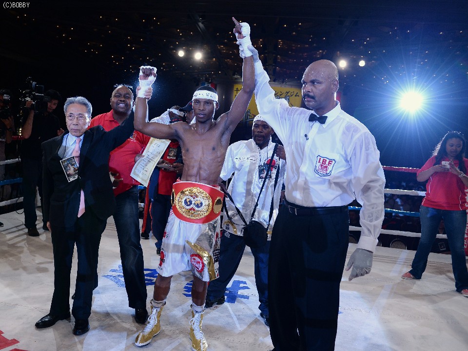 �]���j�E�e�e