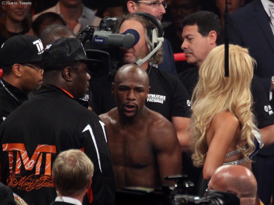 ���C�E�F�U�[�uKO��_���v