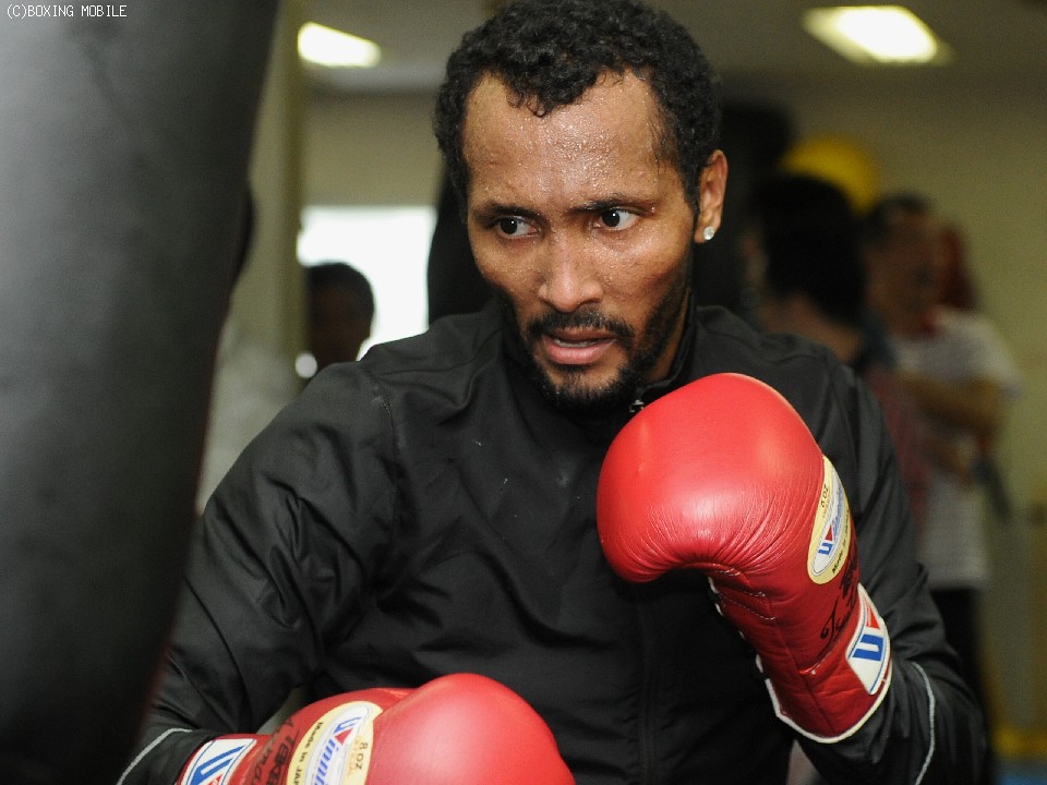 �u���ɂ͐_�̖ڂ�����v