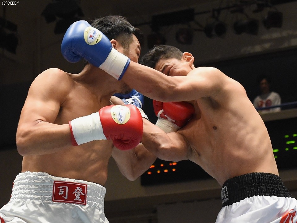 �|���̃A�b�p�[���˂��h����