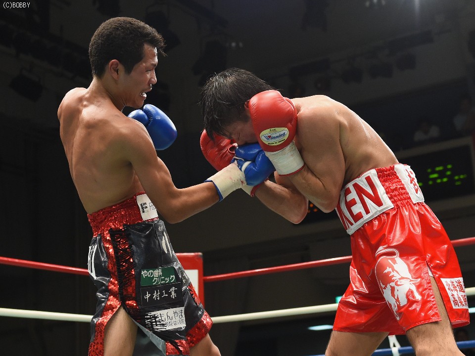 �R�����A�b�p�[��˂��グ��