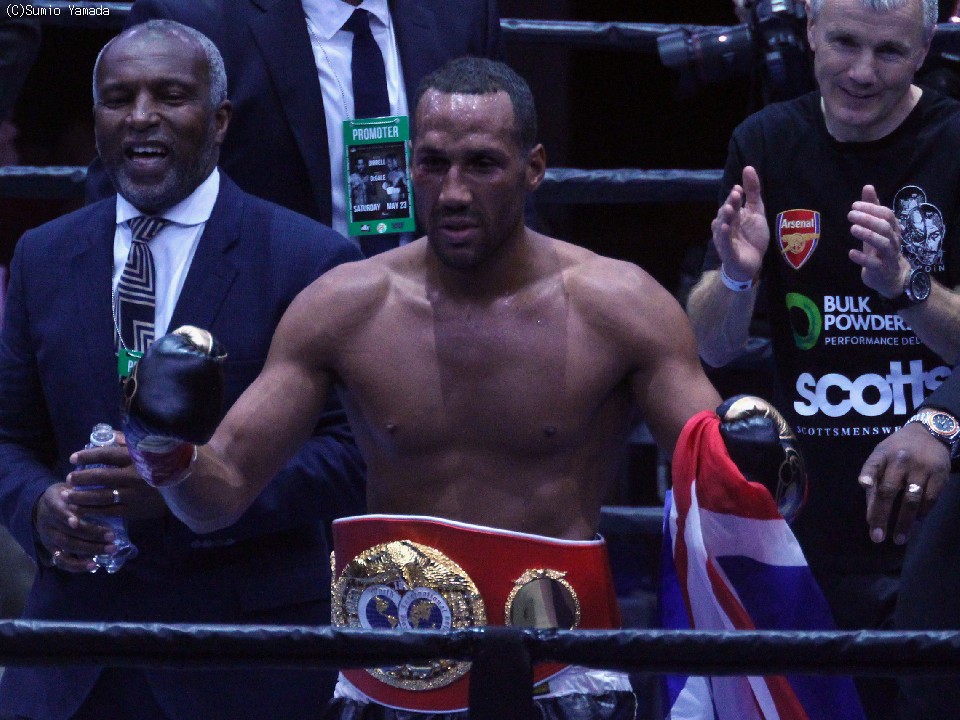 �f�Q�[��vs�r���e ��������