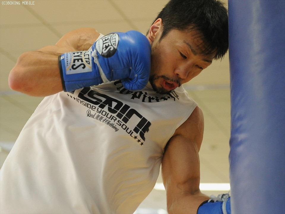 �o�b�N�ł��ł͉�������������