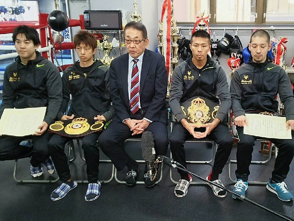 ���R&�c���A���U�͂̂�т�