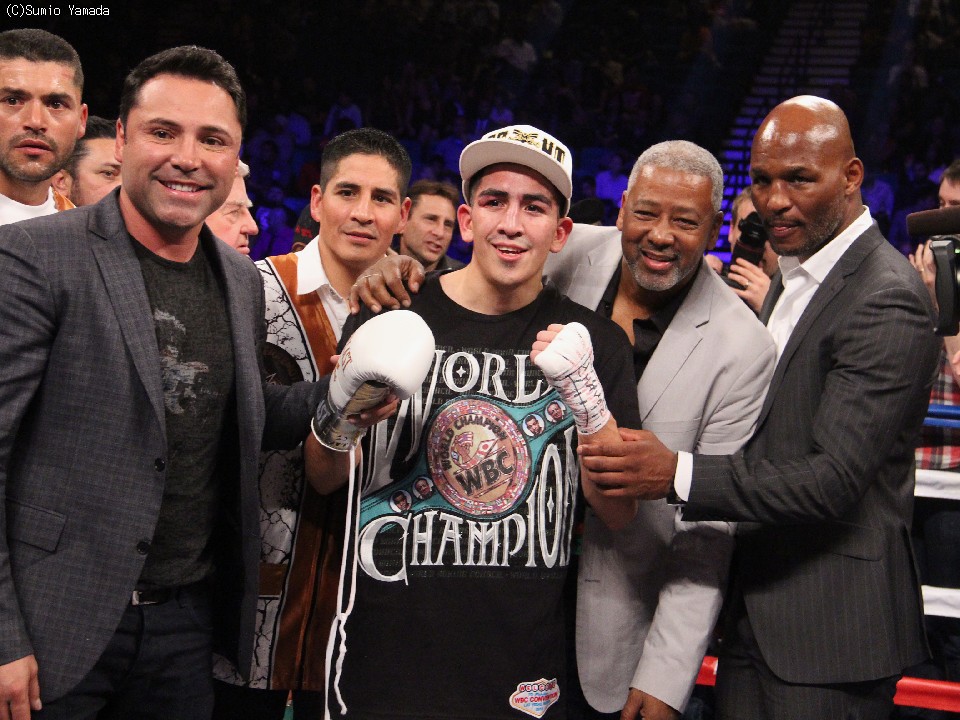 ���I�E�T���^�E�N���X