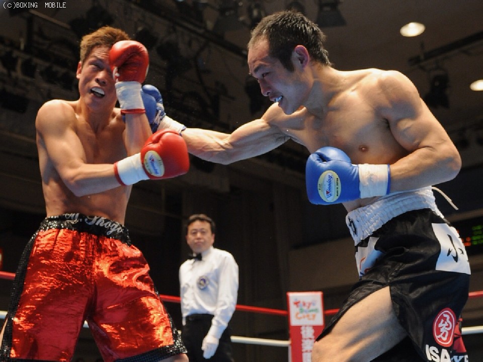 初回からクリーンヒットの応酬となった