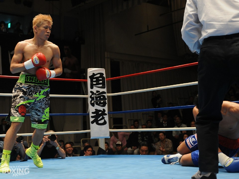 2��A���ƂȂ鏉��KO!