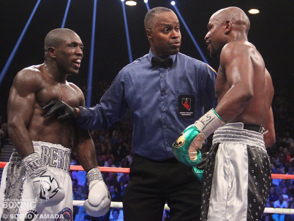 メイウェザー戦のベルト