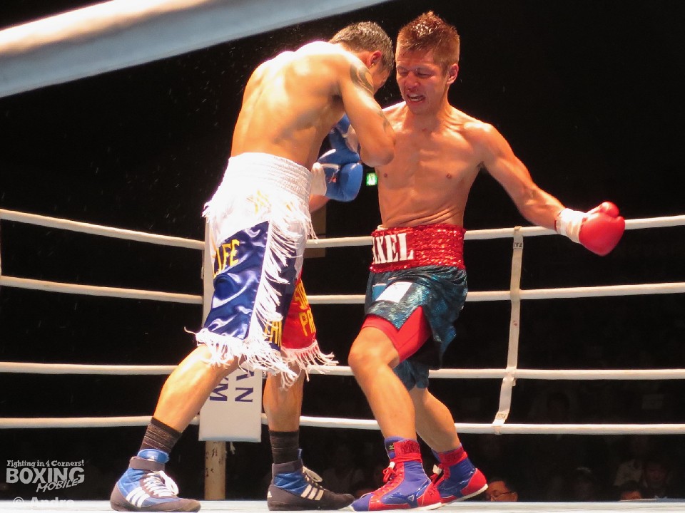 �^�i�_�ƃA�N�Z���Z�g