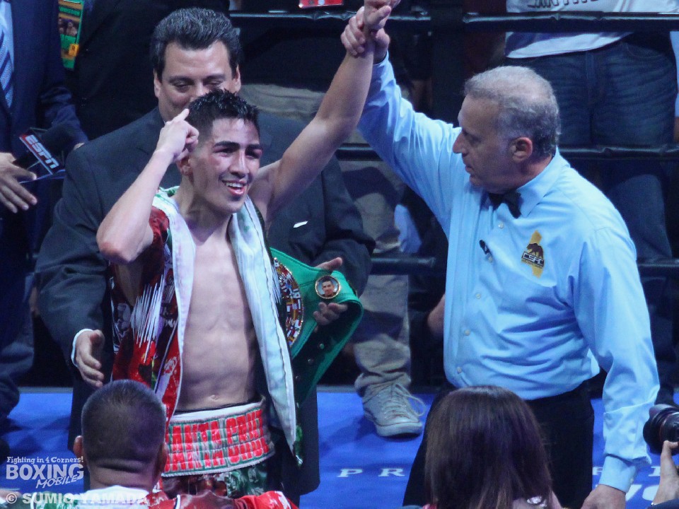 �u�㔼�����v�ƃT���^�E�N���X