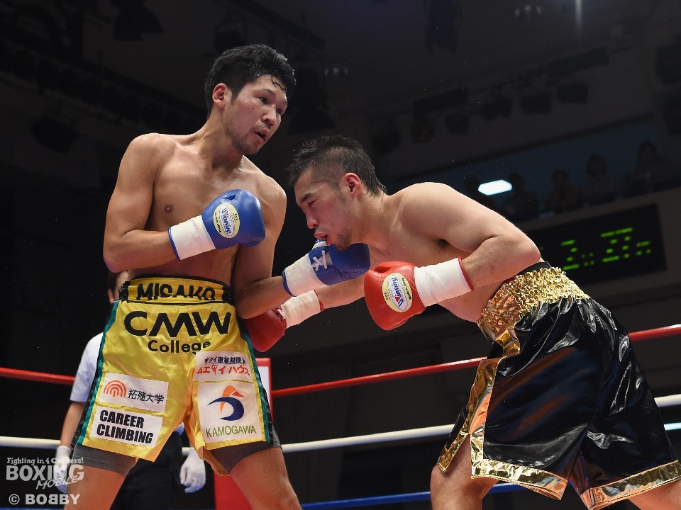 序盤、動きが硬かったが…