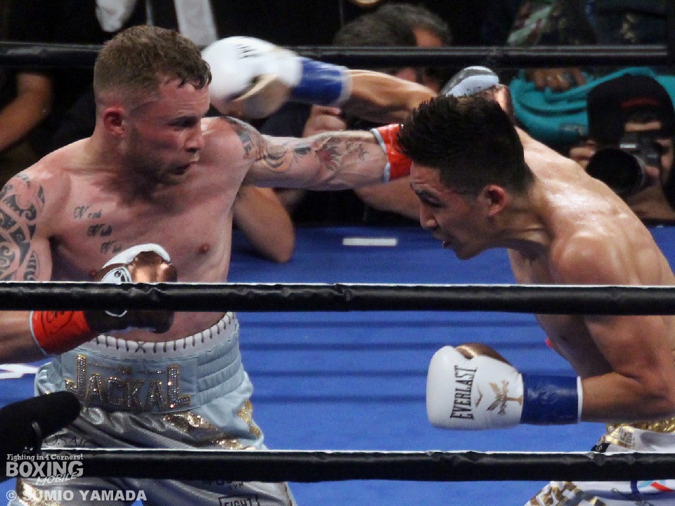 �T���^�E�N���Xvs�t�����v�g��