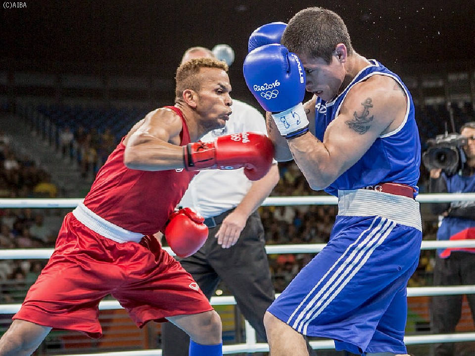 �y�����Ƃ̍U�h�𐧂���