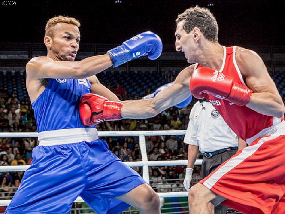 �򐨂̑O���E����(��)