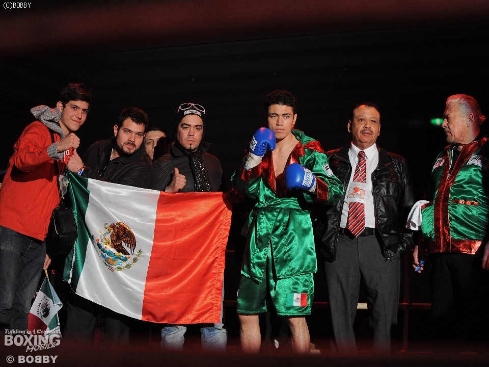 �u���ɂ͊��ꂽ�v�ƃ��C�X