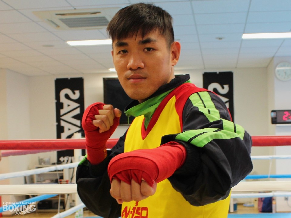 16�A�����̃^�C�̋����������̎��_��