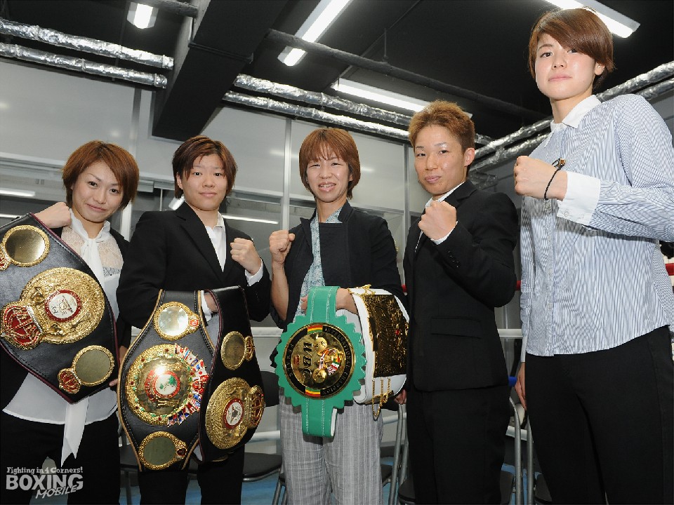 �����������q�𐷂�グ��