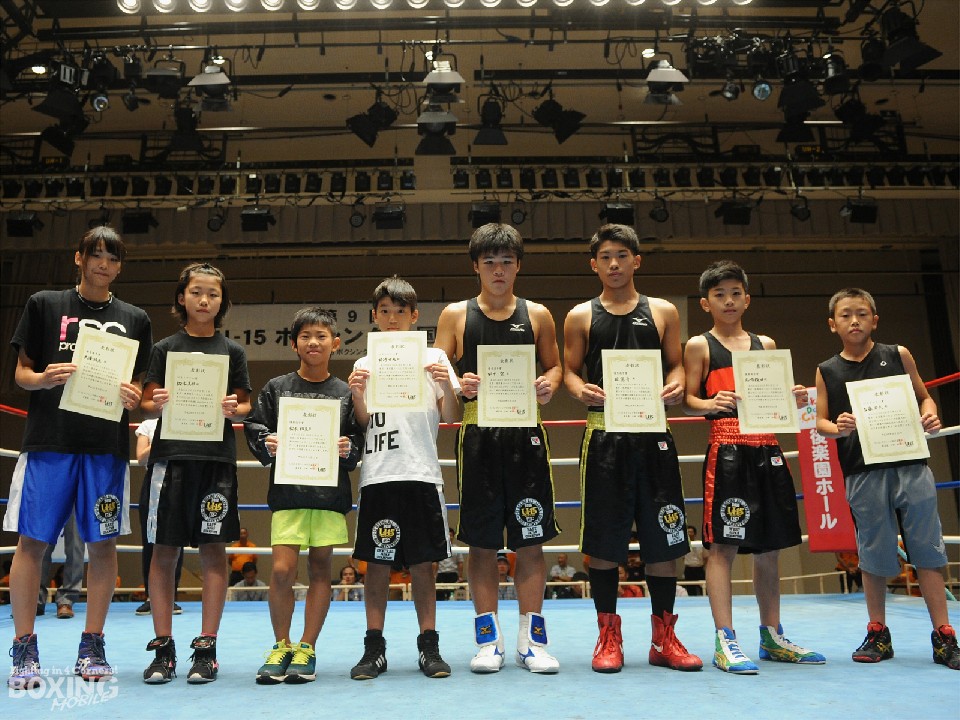 ��y���z�[��