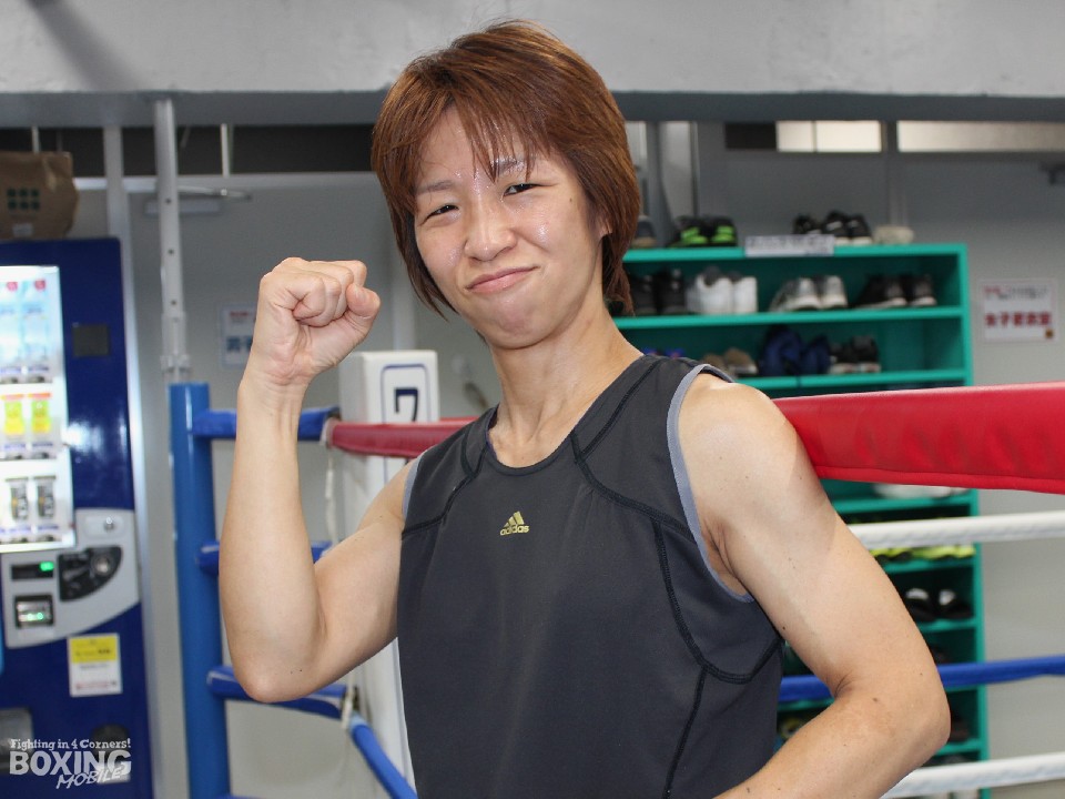 �]������q(���^�i�x)