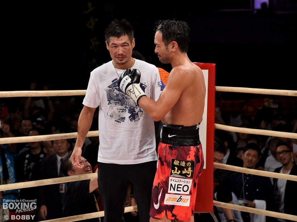 山中慎介(帝拳)の試合後