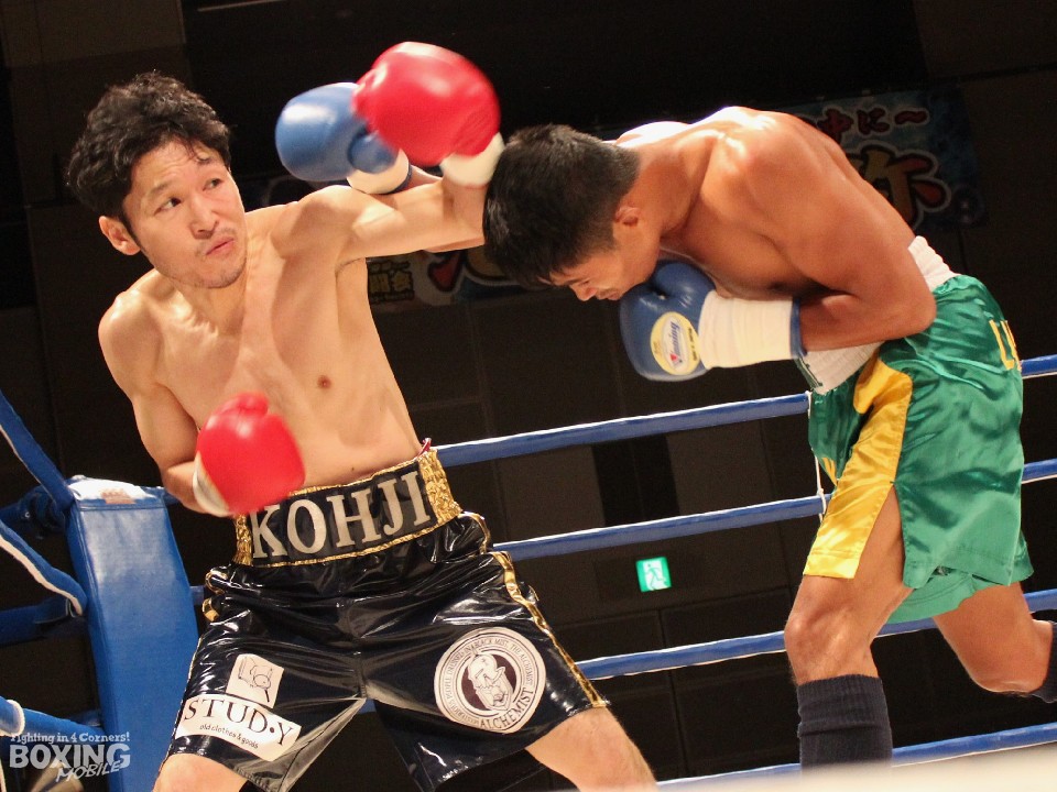 地元の期待を背負って板垣が魅せた