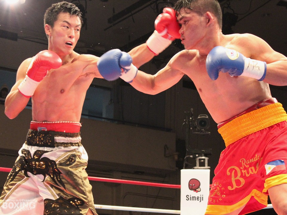 �䍑�̓�G�ɗ�ÂȎ����^�т�������